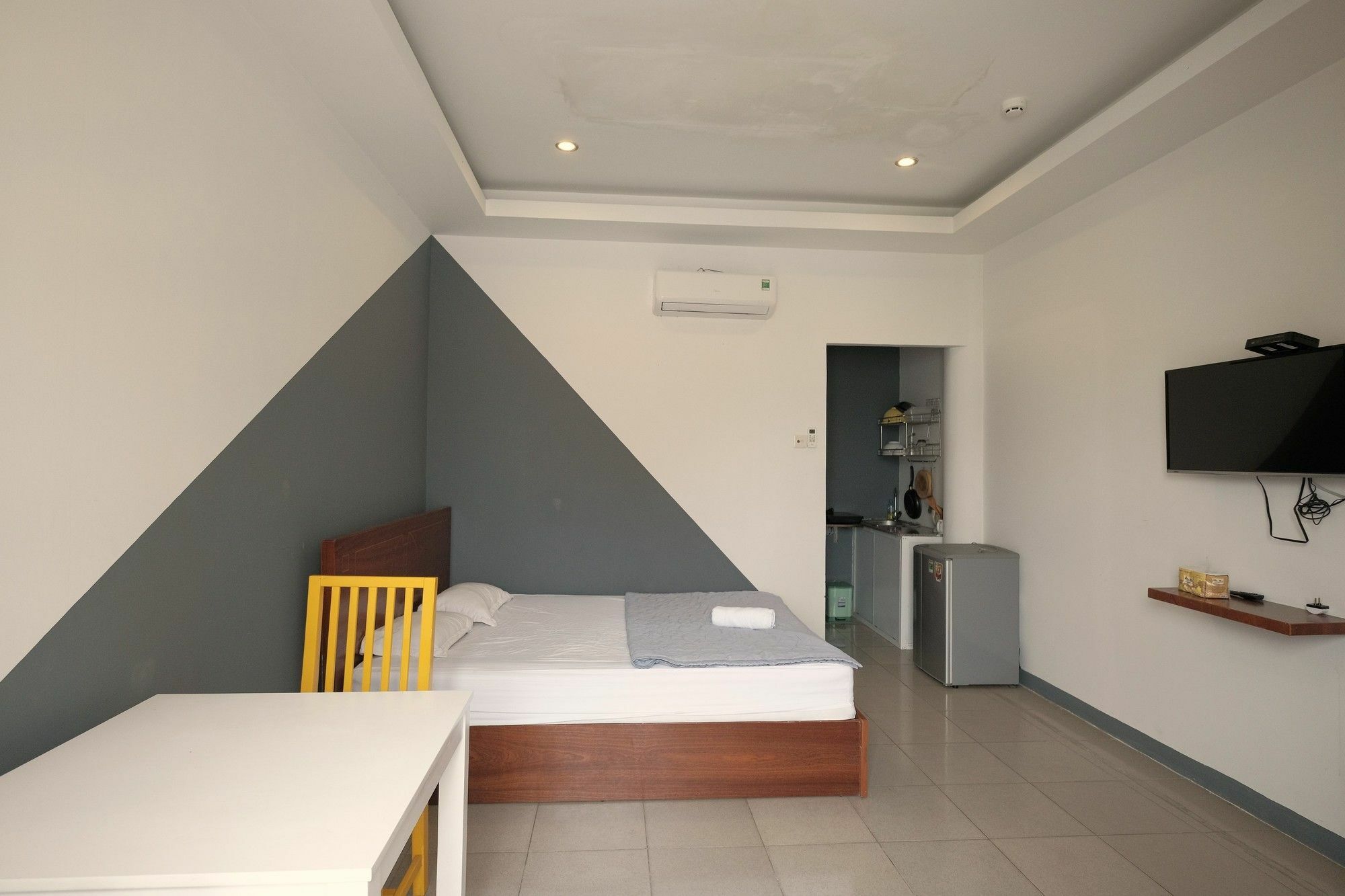 Khách sạn hẻo lánh Happyhomes 42 Center 3*